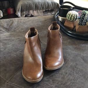 Brown leather wedges